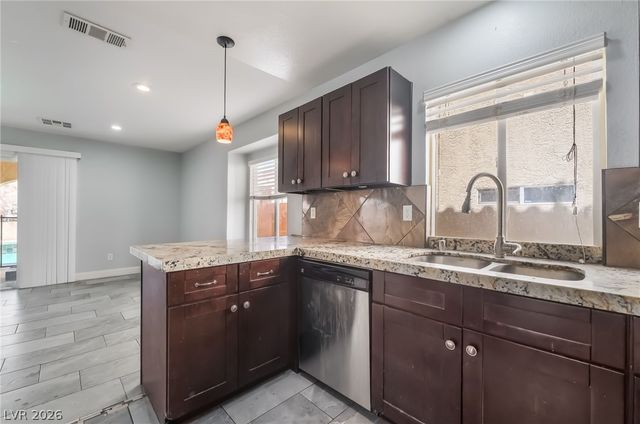 7527 Jacaranda Leaf Street, Las Vegas, NV 89139