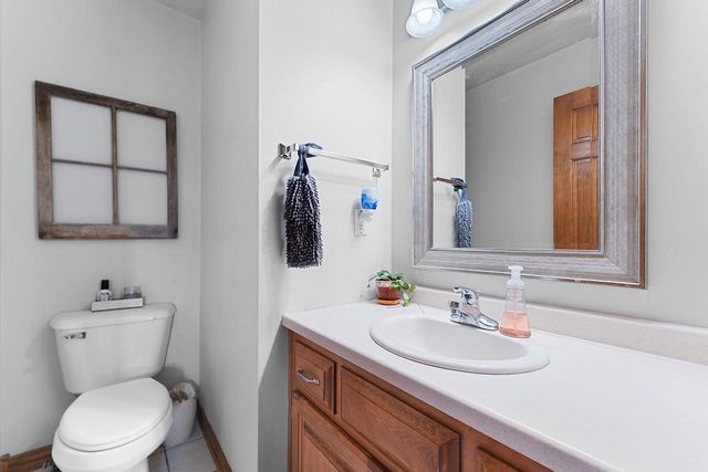 465 WINDING WATERS WAY, De Pere, WI 54115