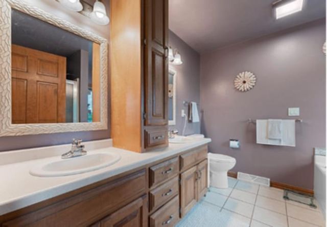 465 WINDING WATERS WAY, De Pere, WI 54115