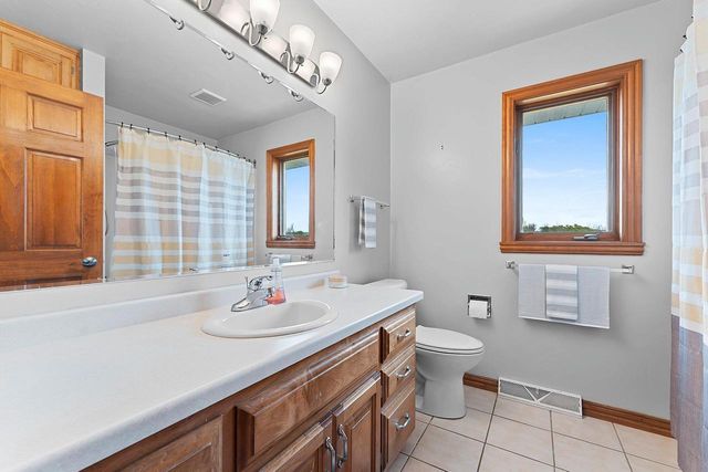 465 WINDING WATERS WAY, De Pere, WI 54115
