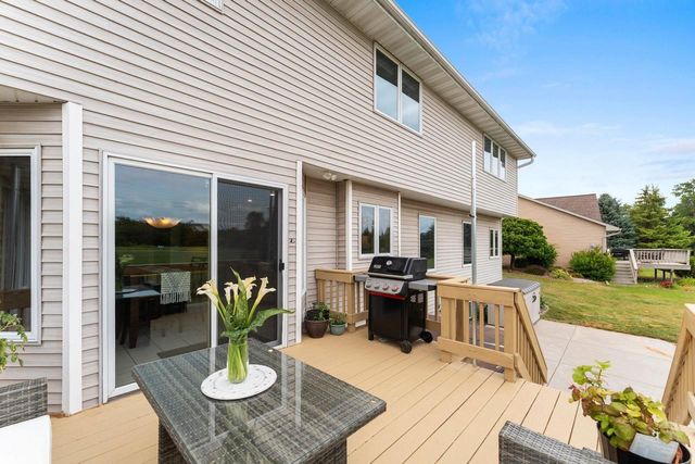 465 WINDING WATERS WAY, De Pere, WI 54115