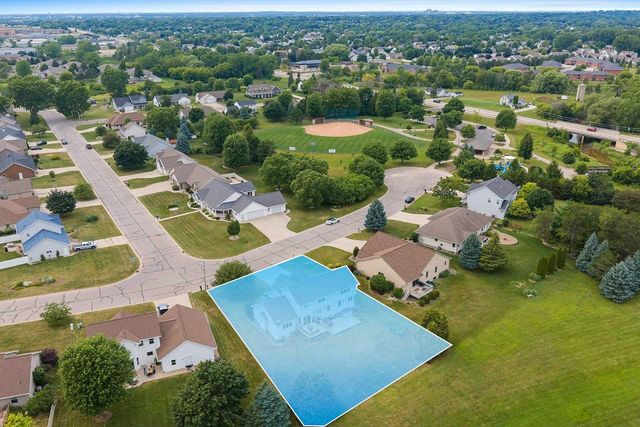 465 WINDING WATERS WAY, De Pere, WI 54115