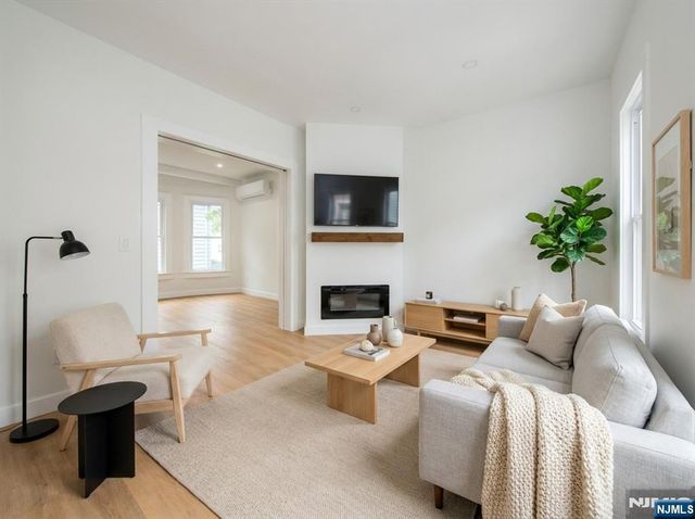 245 Elm Avenue, Bogota, NJ 07603