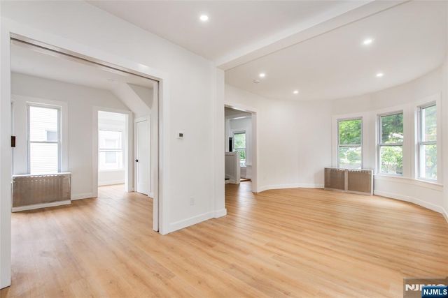 245 Elm Avenue, Bogota, NJ 07603