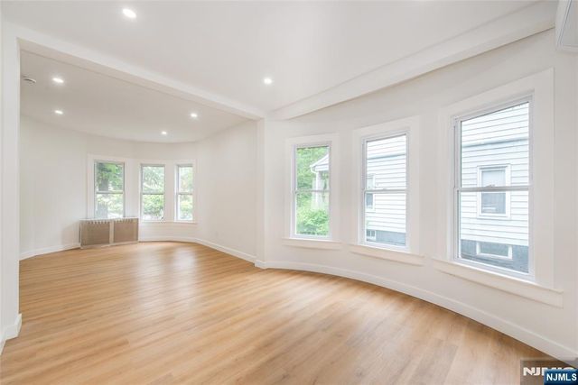 245 Elm Avenue, Bogota, NJ 07603