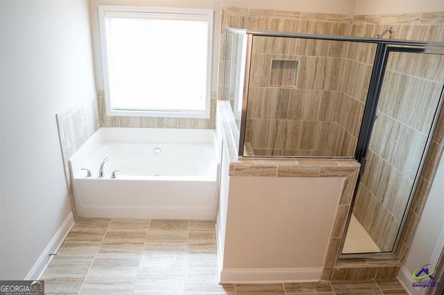 122 Bluecoat Trail, Byron, GA 31008