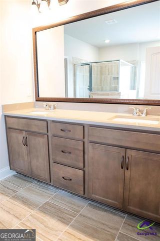 122 Bluecoat Trail, Byron, GA 31008