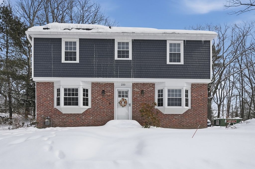 233 Mount Vernon Street, Fitchburg, MA 01420
