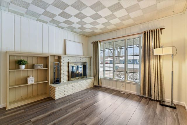 8811 Girard Avenue S, Bloomington, MN 55420