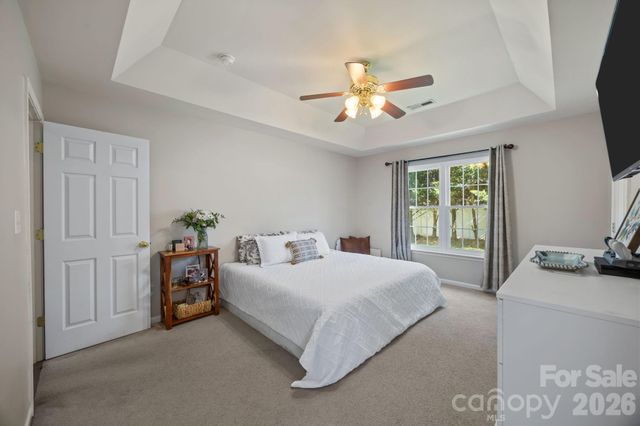 1124 Homestead Glen Boulevard, Charlotte, NC 28214