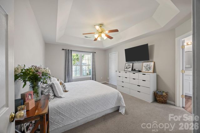 1124 Homestead Glen Boulevard, Charlotte, NC 28214