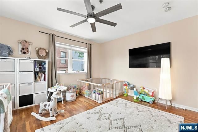 547 Bloomfield Street 4, Hoboken, NJ 07030