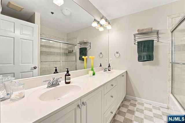 547 Bloomfield Street 4, Hoboken, NJ 07030