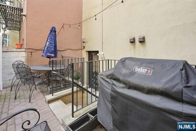 547 Bloomfield Street 4, Hoboken, NJ 07030