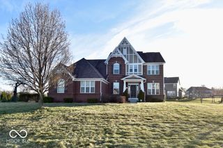 1231 Winfield Court, Greenwood, IN 46143