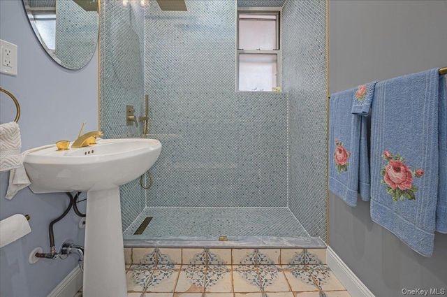 35-21 79th Street 2H, Jackson Heights, NY 11372