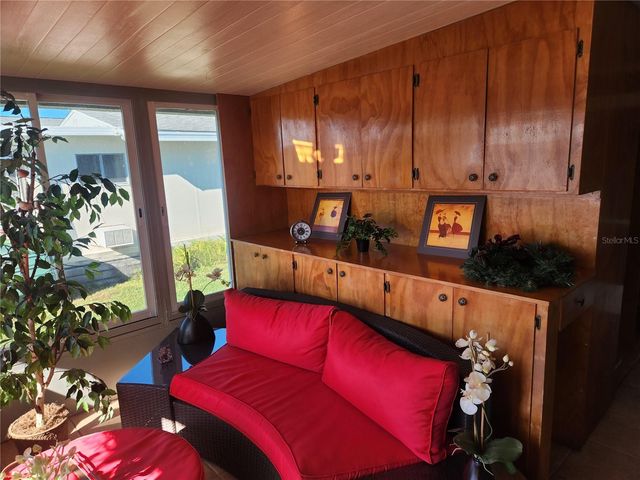 24921 PINE HILL, Leesburg, FL 34748