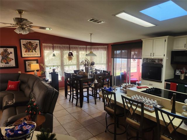 24921 PINE HILL, Leesburg, FL 34748