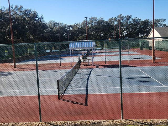 24921 PINE HILL, Leesburg, FL 34748