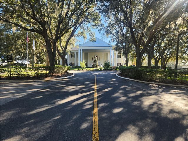 24921 PINE HILL, Leesburg, FL 34748