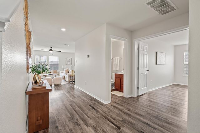 12901 Fireside Chat ST, Manor, TX 78653