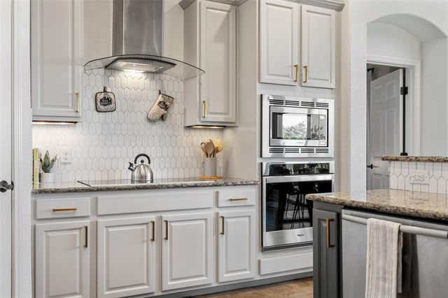 20914 High DR, Lago Vista, TX 78645