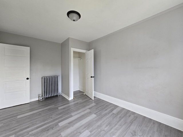 3260 N 21st STREET, Milwaukee, WI 53206