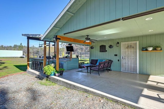 13777 Meadow Valley Rd, Dobbins, CA 95935