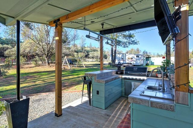 13777 Meadow Valley Rd, Dobbins, CA 95935