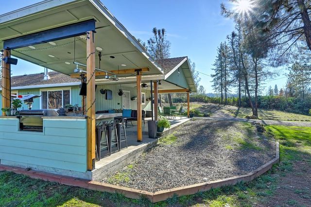 13777 Meadow Valley Rd, Dobbins, CA 95935