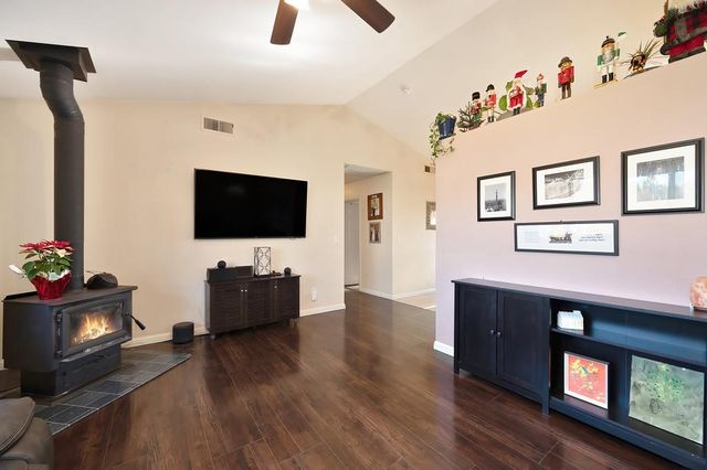 13777 Meadow Valley Rd, Dobbins, CA 95935