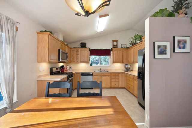 13777 Meadow Valley Rd, Dobbins, CA 95935