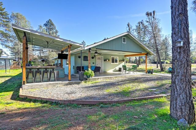 13777 Meadow Valley Rd, Dobbins, CA 95935