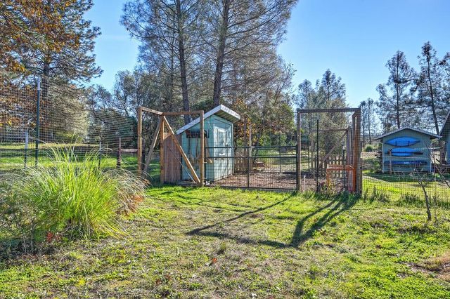 13777 Meadow Valley Rd, Dobbins, CA 95935