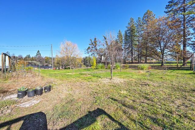 13777 Meadow Valley Rd, Dobbins, CA 95935