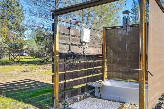 13777 Meadow Valley Rd, Dobbins, CA 95935