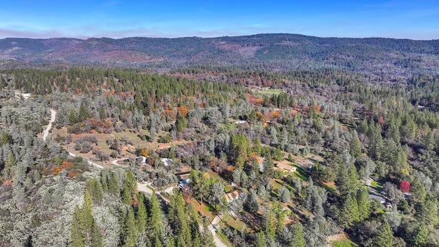 13777 Meadow Valley Rd, Dobbins, CA 95935