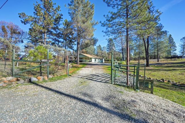 13777 Meadow Valley Rd, Dobbins, CA 95935