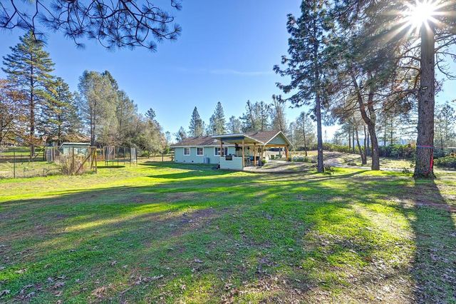 13777 Meadow Valley Rd, Dobbins, CA 95935