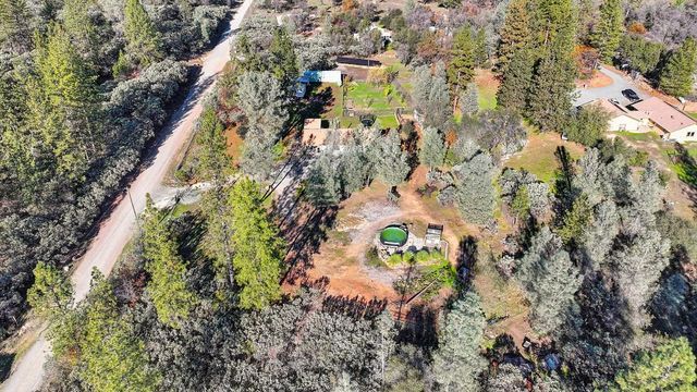 13777 Meadow Valley Rd, Dobbins, CA 95935