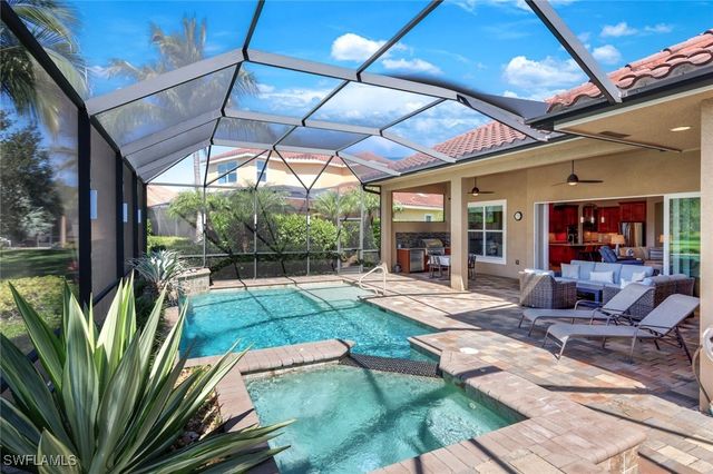 9333 Campanile CIR, Naples, FL 34114