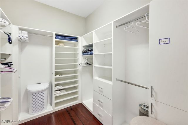 9333 Campanile CIR, Naples, FL 34114