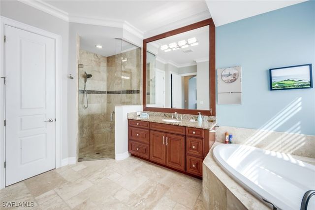 9333 Campanile CIR, Naples, FL 34114