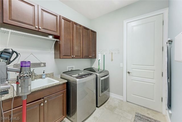 9333 Campanile CIR, Naples, FL 34114