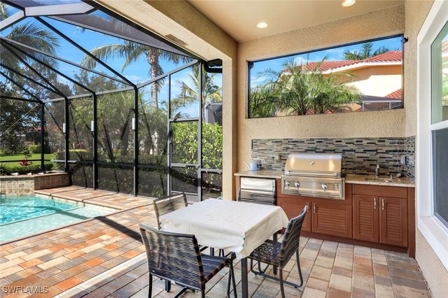 9333 Campanile CIR, Naples, FL 34114