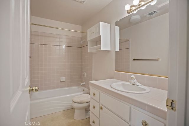 2182 Spanish Bay Court, Merced, CA 95340