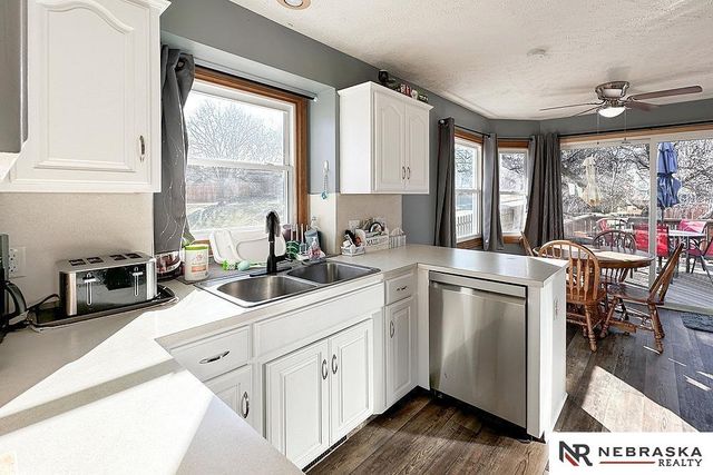 6504 N 105th Street, Omaha, NE 68112