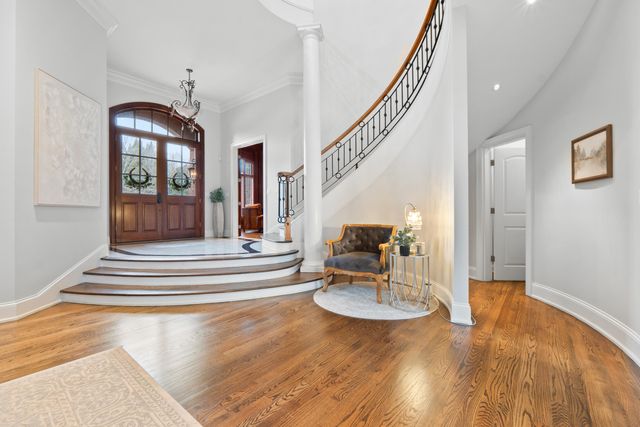 8831 Forest Creek Lane, Ooltewah, TN 37363