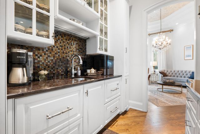 8831 Forest Creek Lane, Ooltewah, TN 37363