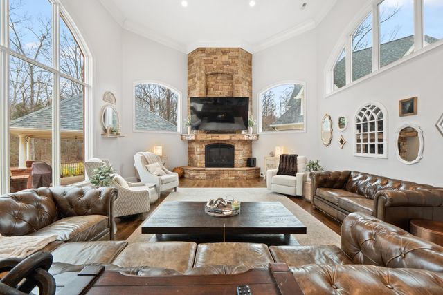 8831 Forest Creek Lane, Ooltewah, TN 37363